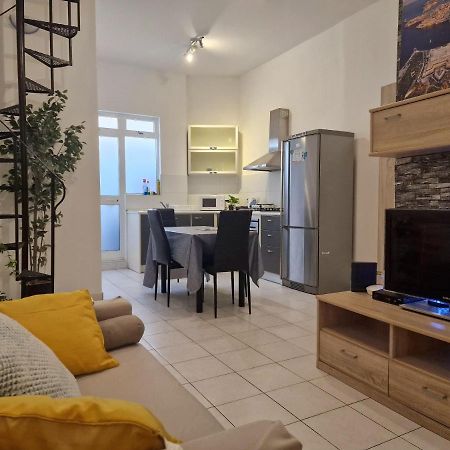 Balesa Property - Modern Duplex House In Central Sliema Eksteriør bilde