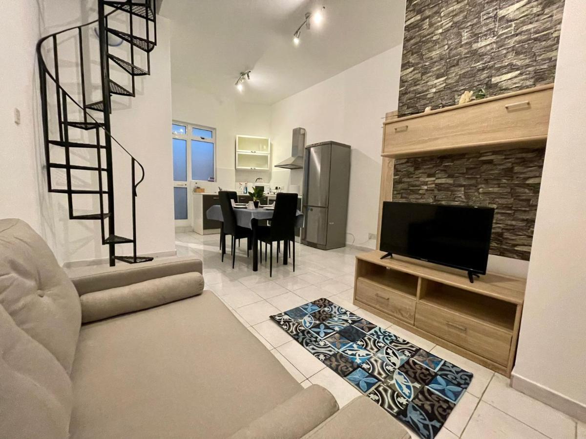 Balesa Property - Modern Duplex House In Central Sliema Eksteriør bilde