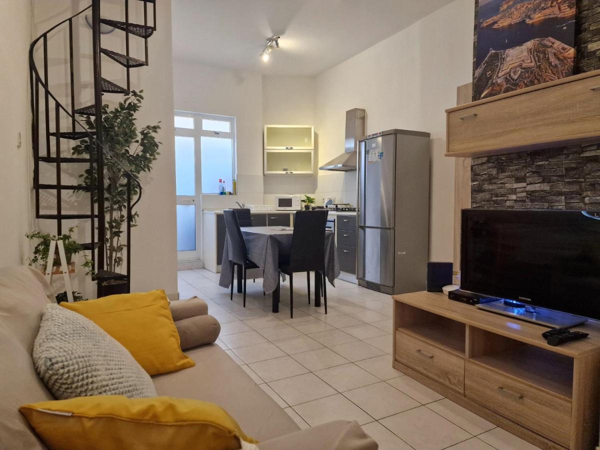 Balesa Property - Modern Duplex House In Central Sliema Eksteriør bilde